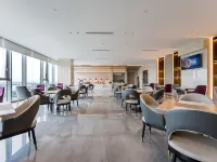 Lavande Hotel (Zibobei Railway Station Liuchuan Road) - Parkplatz