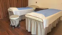 Jurong Crown Garden Hotel - سبا
