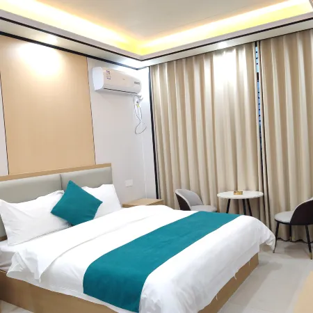 21 Degrees Hotel (Colorful Vientiane Tourist City)