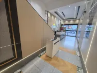 本色電競酒店（河池白馬步行街店）