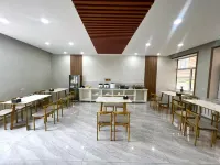 Hulunbuir Genhe Morning Mist Right Bank Hotel - breakfast