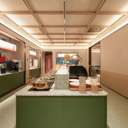 Orange Hotel (Xuzhou Deji Plaza Hubu Mountain Subway Station)