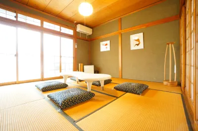 Momiji Takayama Hôtels à : 