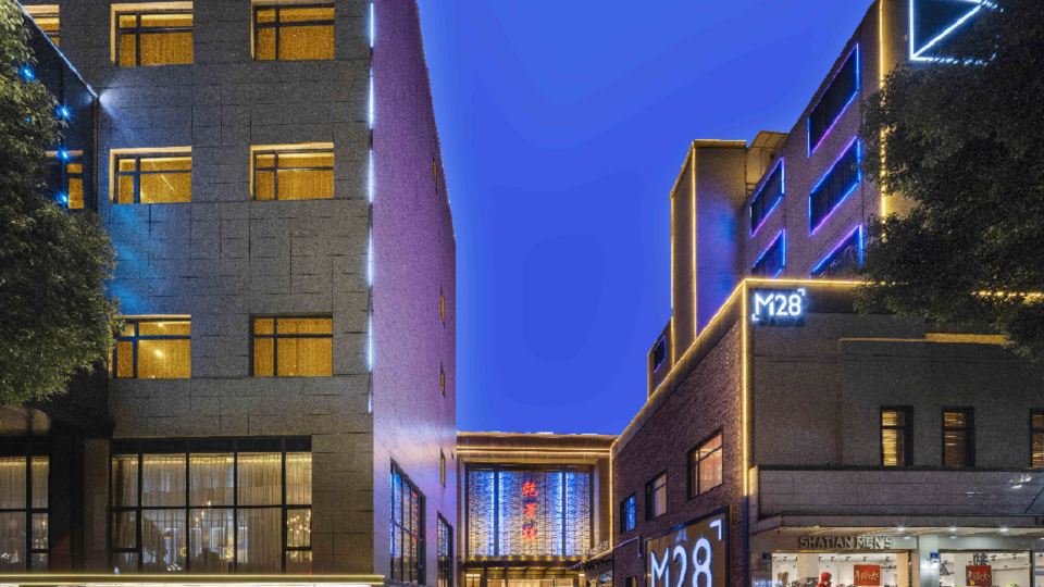 M28 Hotel