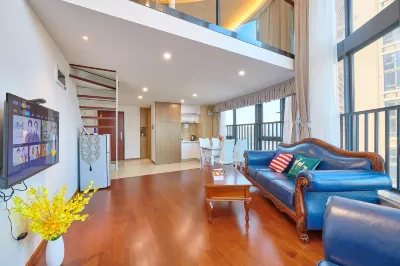 There is a courtyard duplex sea view apartment Hotels in Huandonghaiyu Scenic Area