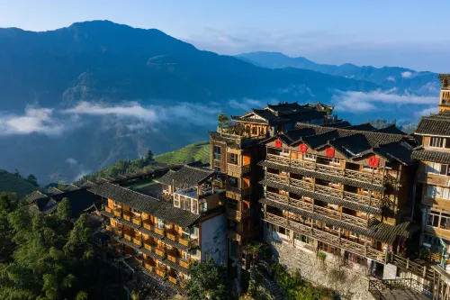 Longji Terrace Ping'an Hotel (Qixing Banyue Viewing Desk)