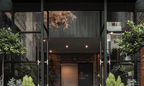 RAW HOTEL