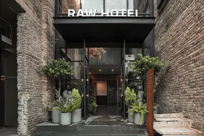 RAW Hotel Hotels in First Affiliated Hospital of Kunming Medical University/Pan Jia Wan