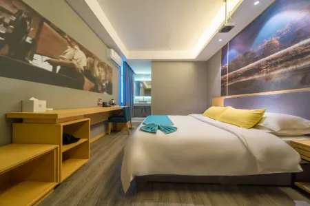 Ease Hotel Fun (Dangyang Changbanpo Yas Plaza)