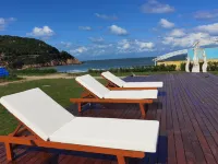 Jihu Beach Hotel فنادق في شنغ سى