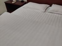 昆山万平宾馆 - 标准大床房
