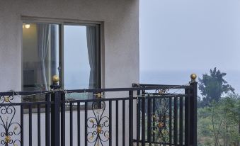 the Romantic Inn