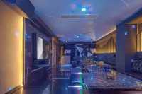 Ronghu Hotel Hotels in Yueyang County