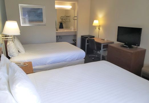 굿 나이트 인 카라바사스