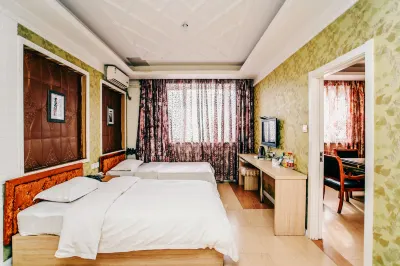 Qitaihe Taoshang Bin Hotel