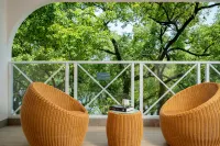 O.Live Social (Guilin Elephant Trunk Hill Two Rivers and Four Lakes Store) Hotels in Guilin