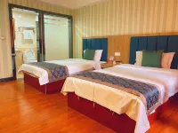 Zhengyang Yiju Hotel