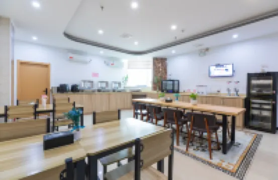 Shankee Tea Style Hotel (Fengcheng City Government People's Hospital)