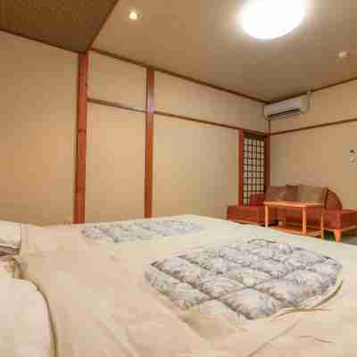 伊豆熱川 自家温泉 おもてなしの宿 みはるや Rooms