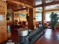 Sapumujia No.1 Hotel - breakfast