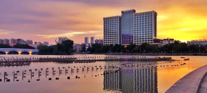 Auspicious Phoenix Hotel Hotels in Zhaotong