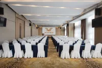 Vienna Hotel Hanzhong high speed railway station Xinghan Shengjing Branch