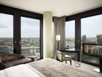 Hyatt Regency Dusseldorf Hotels near Hafen