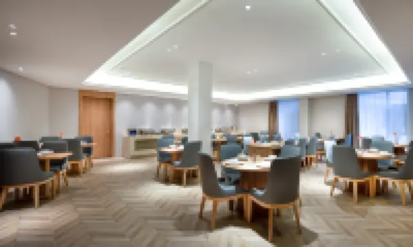 Vienna 3 Best Hotel (Lvliang Economic Development Zone East Expressway Entrance Branch)