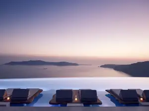 Cavo Tagoo Santorini