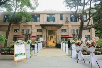 Boya Boutique Hotel Hotels near Moshui Lake