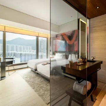 EAST Hong Kong Отели рядом с достопримечательностью «Миллениум 2»