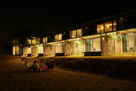 Wanlvhu Qiyue Hostel Отели рядом с достопримечательностью «Wanlü Lake · Wanlü Valley Resort»