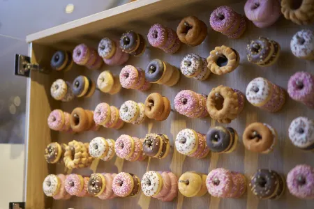 Oriental Hotel Tokyo Bay Отели рядом с достопримечательностью «Urayasu Local Museum»