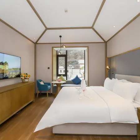 Qianhe Rezen Hotel