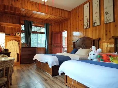 Honolulu Riverside Homestay Hotels near Nanbao Mountain