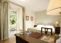 Park Hotel Villa Grazioli Hotel a 