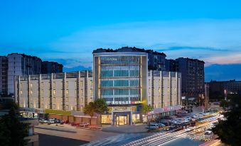 Funyard Select Hotel (Guangzhou Baiyun Airport Renhe Subway Station)