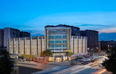 Funyard Select Hotel (Guangzhou Baiyun Airport Renhe Subway Station) Hotels near Jinhuiyuan Shopping Plaza