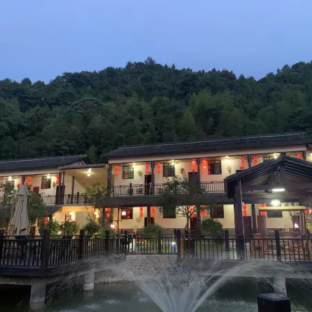 Three hundred mountain guest and leave lotus heart