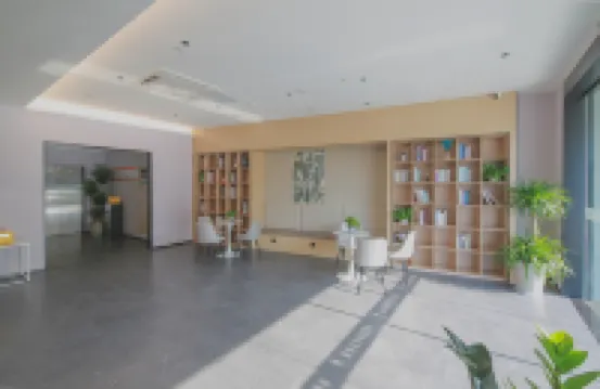 格林豪泰智選酒店（長興和平大道店）