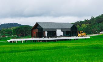 Pim Pool Villa NAN
