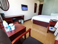 GreenTree Inn (Jiaozhou Sanlihe Park Liqun Shopping Plaza) Hotel di Jiaozhou