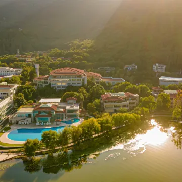 Qionghai Hotel