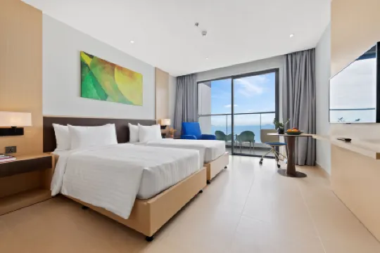 The Empyrean Cam Ranh Beach Resort
