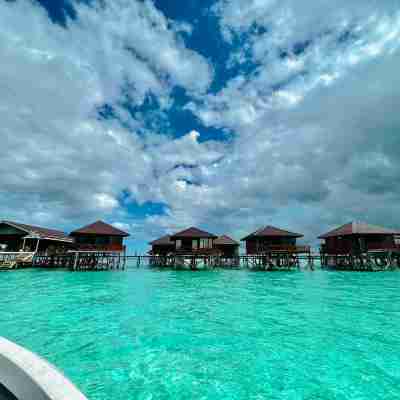 SKY Water Villas Hotel Exterior