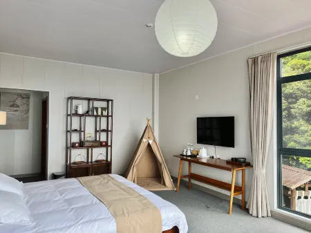 MountSanqing camping base Отели рядом с достопримечательностью «Yujingfeng Sceneic Area»