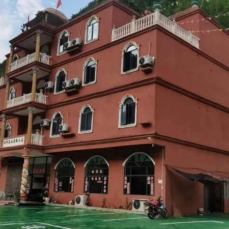 Lifeng Xigu Mountain Villa