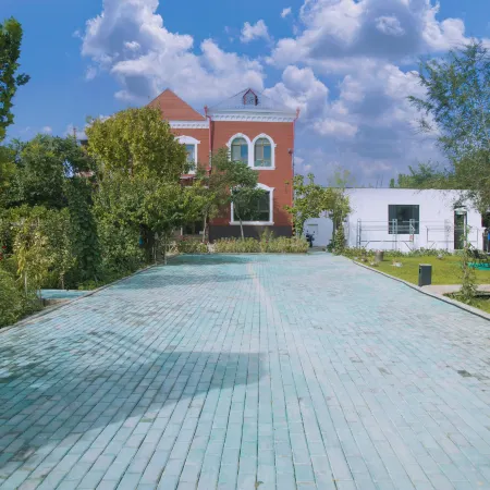 Huocheng Road Zhuanxi Bridge Exquisite Courtyard