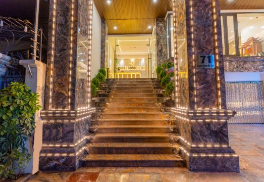 하이퐁 호텔 내부 전경