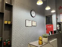 Hongxiang Business Hotel Hotels in Wanyuan